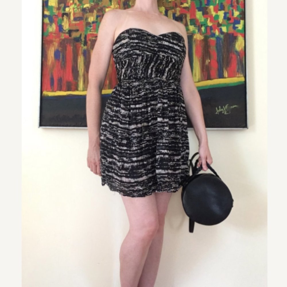 Urban Outfitters Bria Brushstroke Strapless Mini Dress